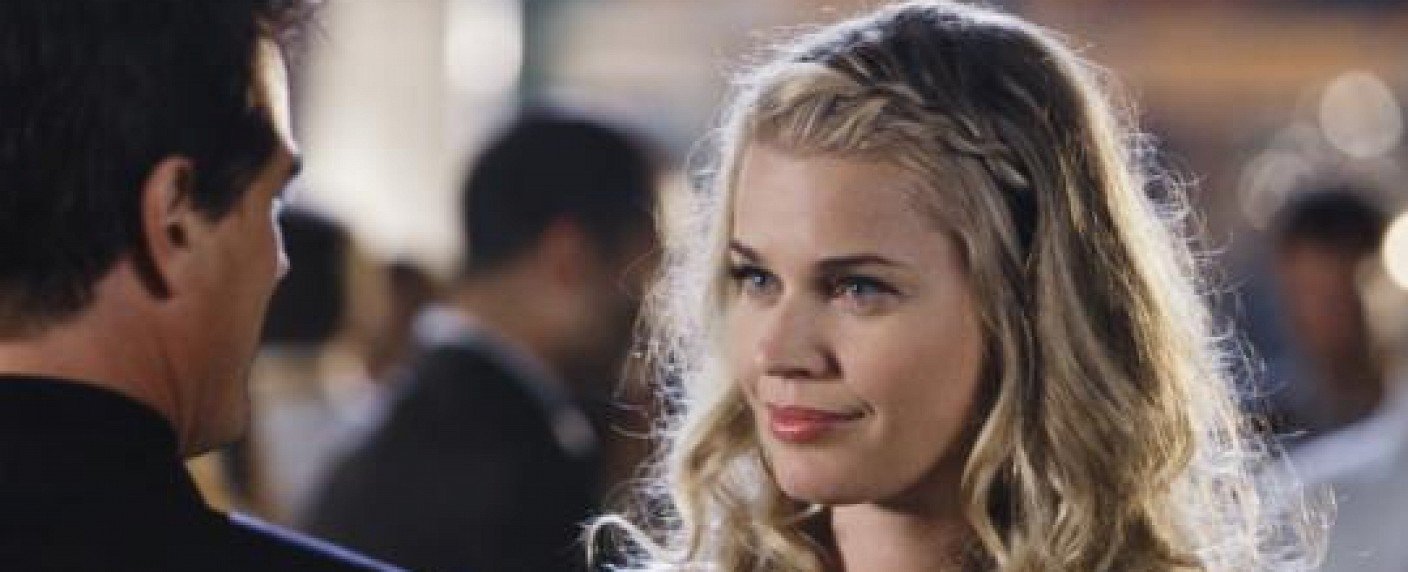 Rebecca Romijn übernimmt Haupt-, Noah Wyle Gastrolle
