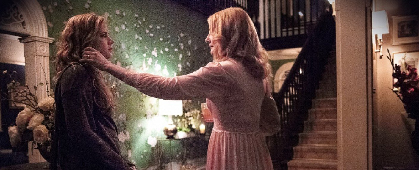 Psychisch angeschlagene Journalistin untersucht Doppelmord