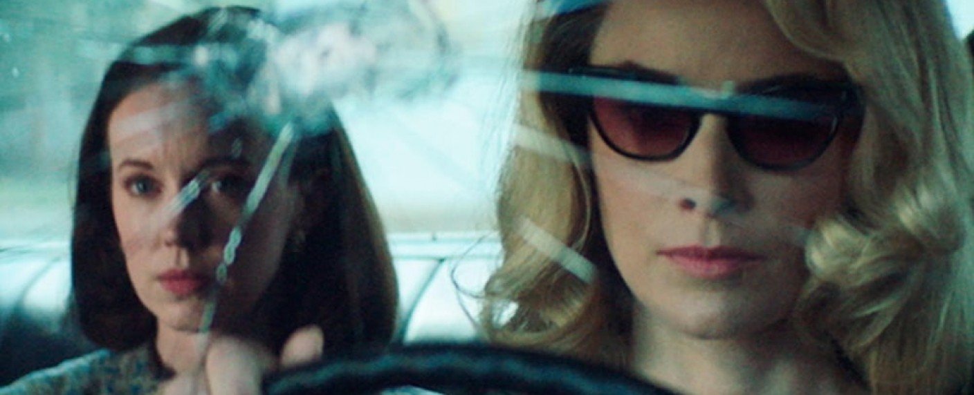 Femme Fatal nimmt Biker-Gang ins Visier