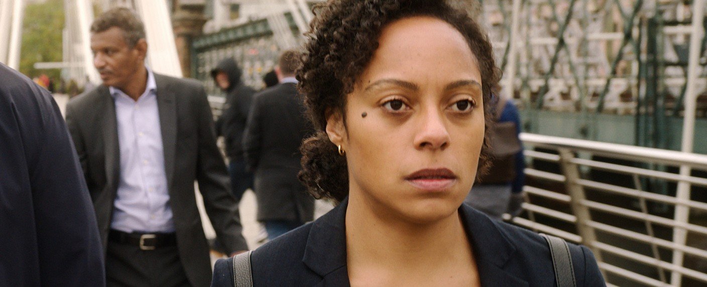 Rosalind Eleazar spielt Polizistin, die nach 18 Jahren ihrem Ex-Verlobten begegnet