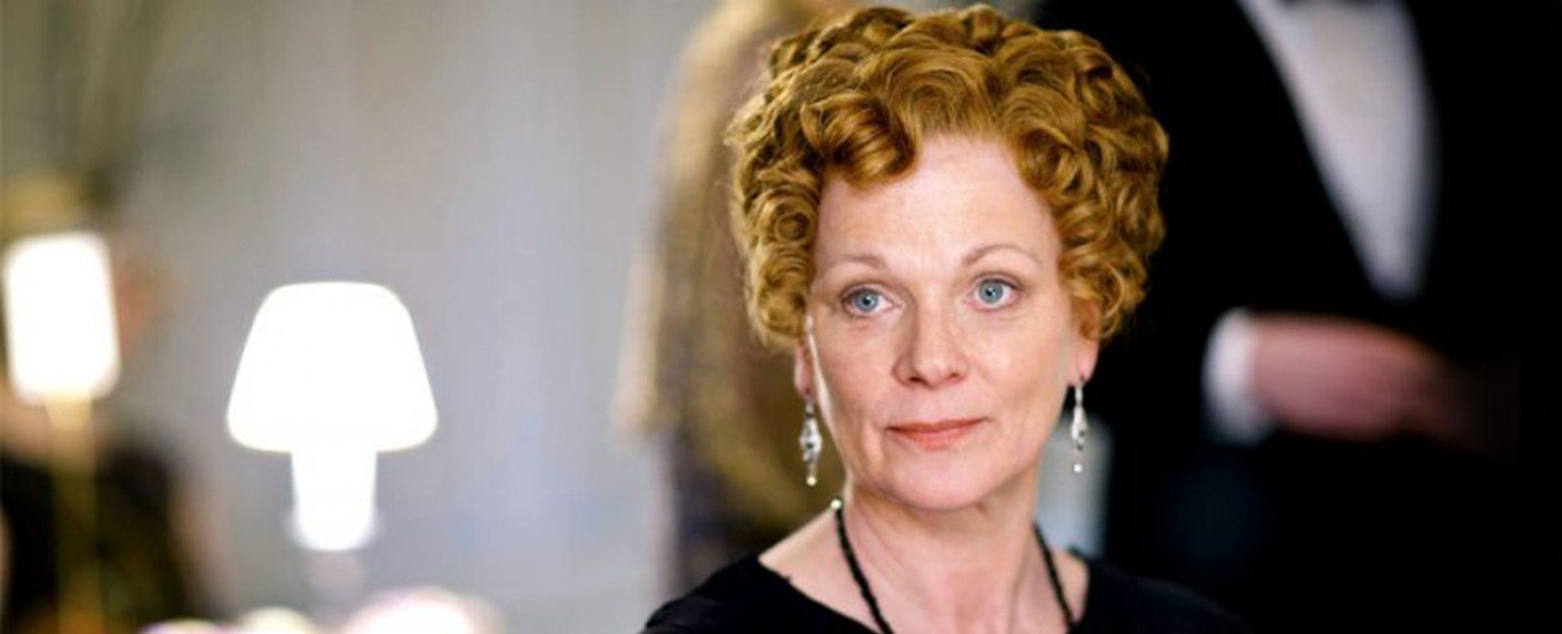 "The Marlow Murder Club" mit Samantha Bond ("Downton Abbey") in Arbeit