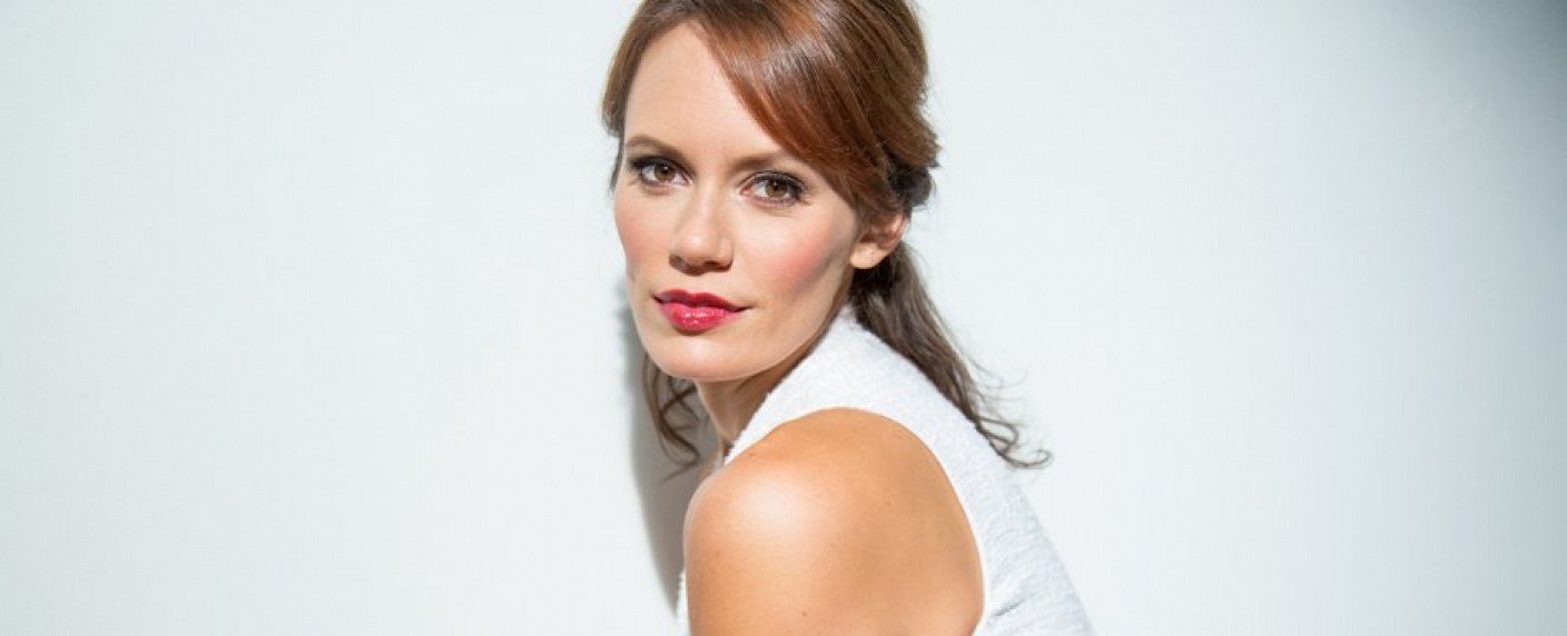 "Monday Mornings"-Darstellerin wird zur Femme Fatale