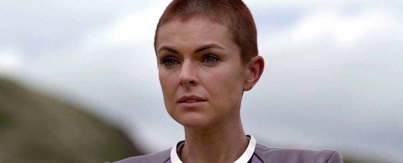 Serinda Swan spielt Pathologin mit besonderer Beziehung zum Tod