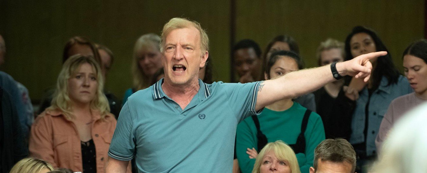 Familie muss vor politischen Unruhen flüchten