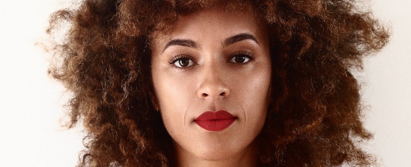 Neugeborenes Baby verwandelt Leben der Mutter in Horrorshow