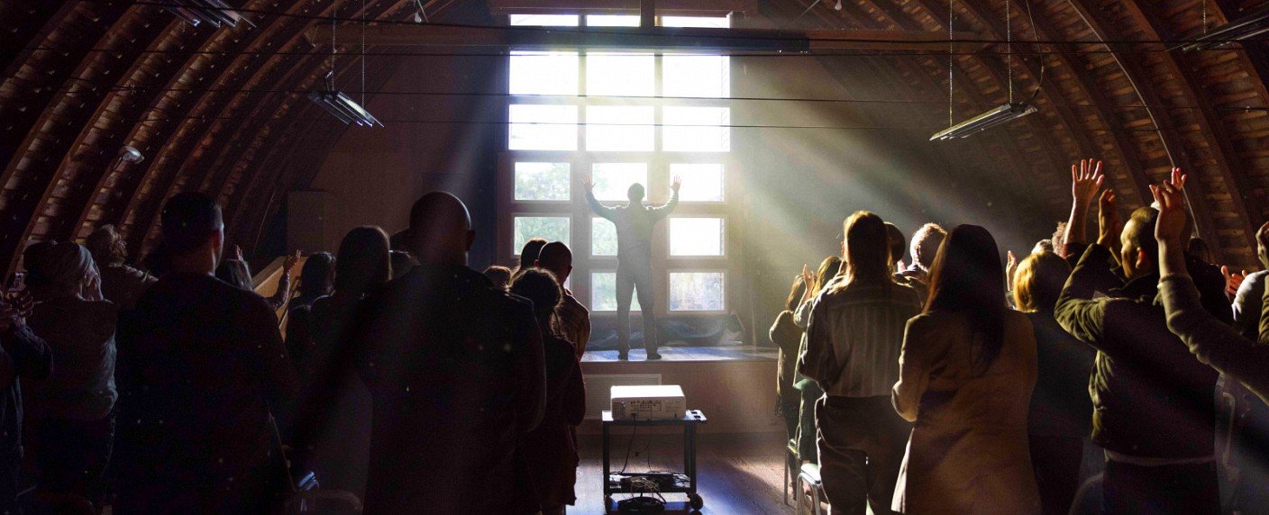 Syfy und Hulu verlängern Serien