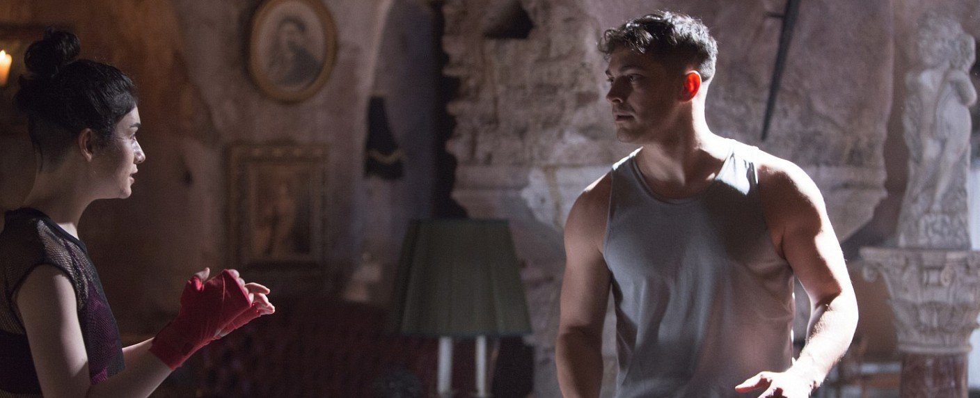 Kampf gegen Untote in Istanbul und um Herzensangelegenheiten in Paris