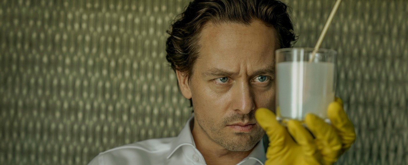 Tom Schilling in Karsten-Dusse-Geschichte über Anwalt mit radikaler Lebensänderung