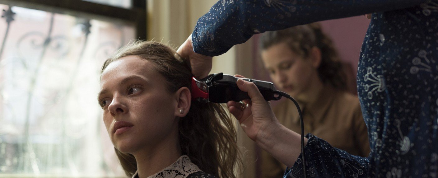 Junge Frau entflieht orthodoxer Glaubensgemeinschaft nach Berlin