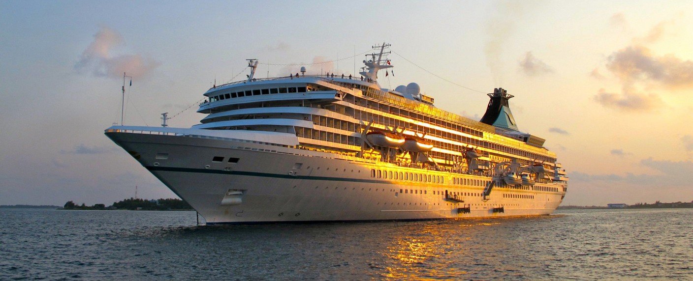 Stefanie Hertel sticht mit der "Grand Lady" in See