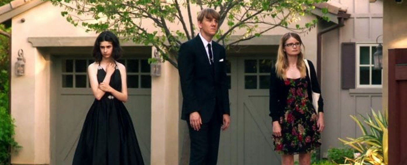 "Please Like Me"-Star Josh Thomas sch&ouml;pft urkomische Zuversicht aus Trag&ouml;die und ist dabei sch&ouml;n unverbl&uuml;mt