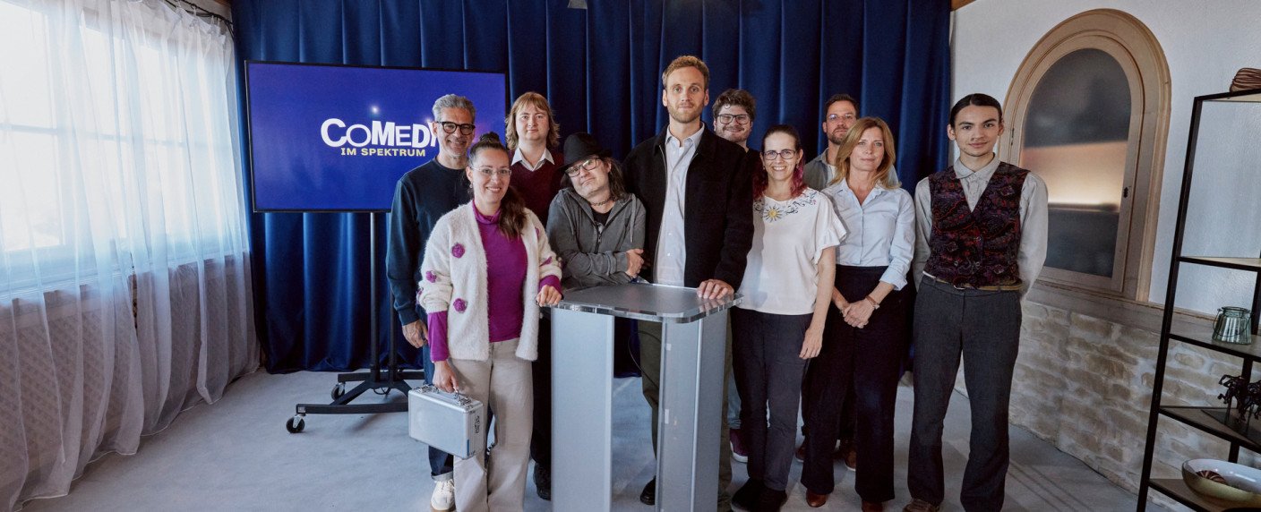 Erfahrene Comedians in Social-Factual-Serie als Coaches mit dabei