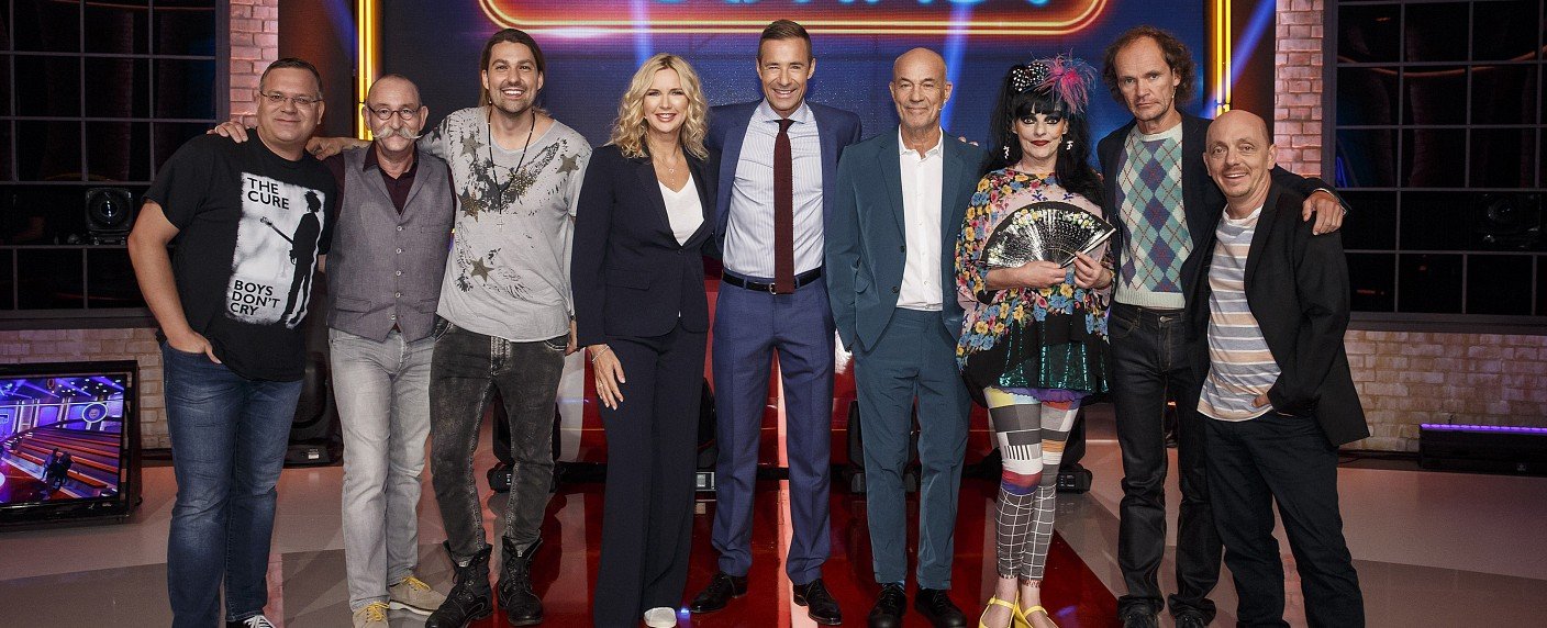 Mauer Start für Chris-Tall-Show, "Die beste Show der Welt" mit Tiefstwert