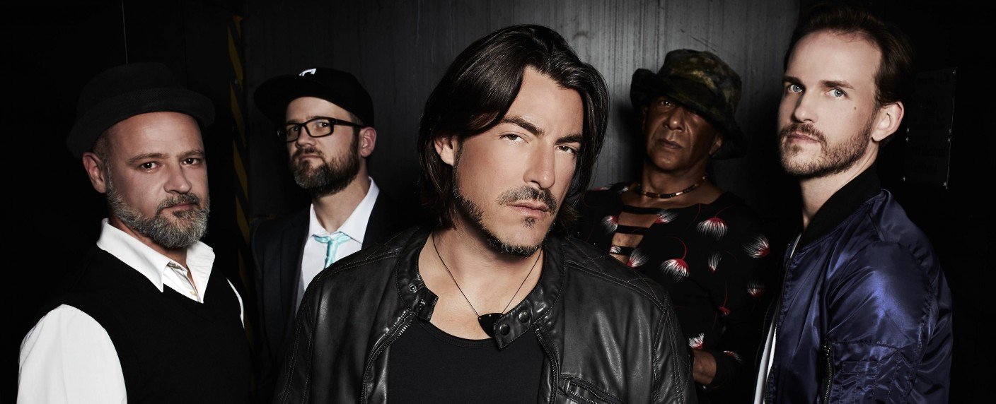 Besuch in der Schillerallee passend zum 30-jährigen Jubiläum