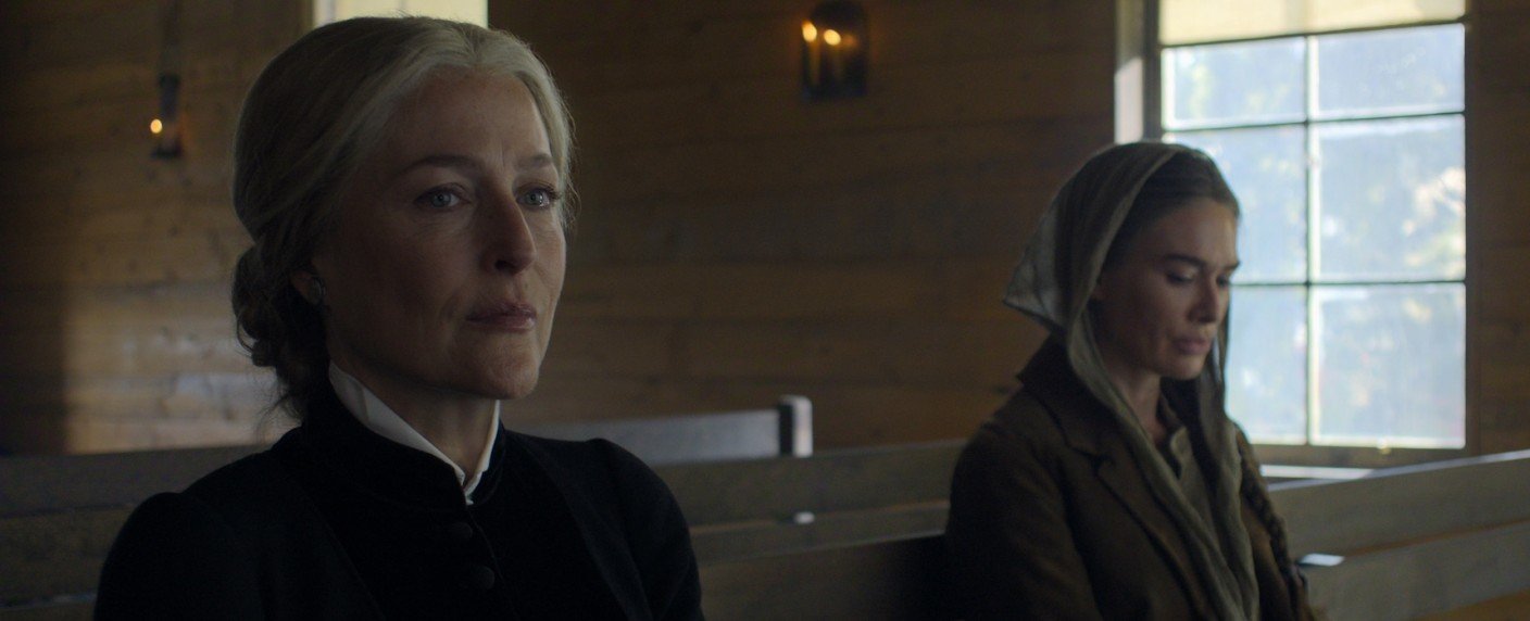 Die um Wucht bem&uuml;hte Netflix-Westernserie mit Gillian Anderson und Lena Headey entt&auml;uscht