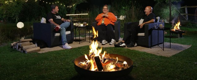 Martin Rütter talkt am Lagerfeuer: Tiefgründige Gespräche mit Ilka Bessin und Detlef Steves