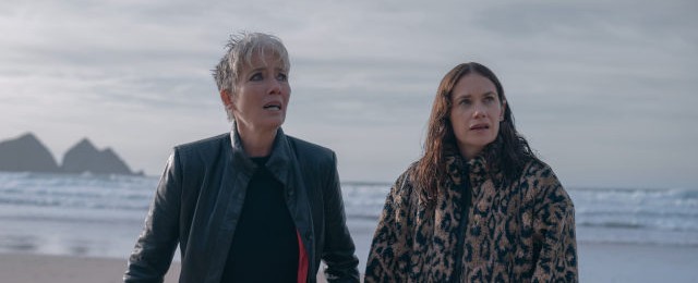 "Down Cemetery Road": Emma Thompson und Ruth Wilson brillieren als ungleiches Ermittlerinnenduo
