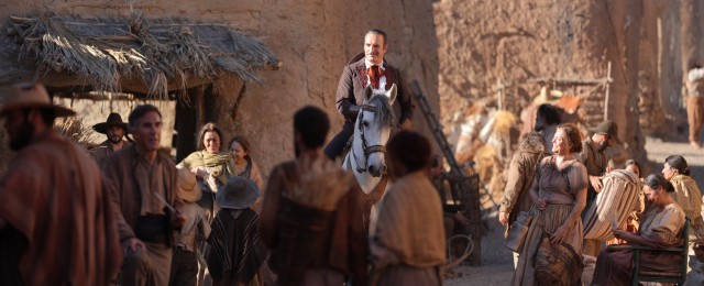 "Zorro": Teaser-Trailer stellt neue Serie mit Oscar-Preisträger Jean Dujardin vor