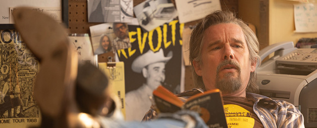 "The Lowdown": Noir-Crime-Comedy mit Ethan Hawke erhält zweite Staffel
