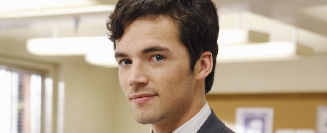 Neben Bridgit Mendler ("Undateable") in Antarktis-Pilot