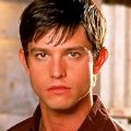 "Roswell"-Star macht Team von Charlie Duchamp das Leben schwer