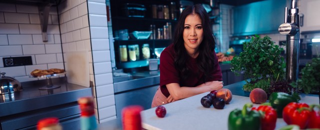 Neue "MaiThink X"-Staffel und Doku-Zweiteiler "Chemie des Kochens" mit Mai Thi Nguyen-Kim angekündigt