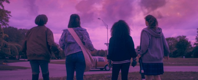 [UPDATE] "Paper Girls": Starttermin und erster Trailer zum Sci-Fi-Zeitreiseabenteuer
