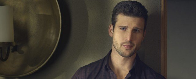 Parker Young zu Gast in FOX-Comedy