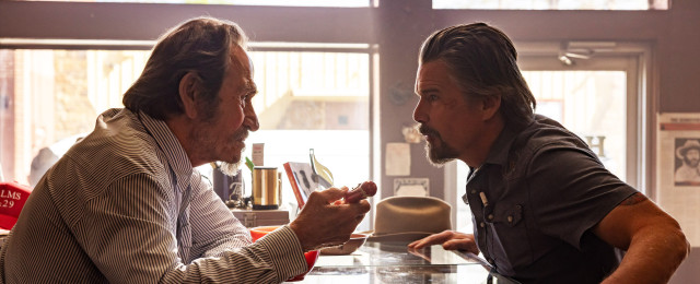 "The Lowdown": Termin für Staffel 2 mit Ethan Hawke und Neuzugang Tommy Lee Jones