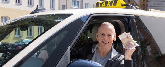 Thomas Hackenberg überrascht Taxi-Kunden wieder mit Gewinn-Chance