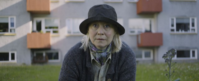 "The Danish Woman": Trine Dyrholm ("Die Erbschaft") legt sich als Ex-Agentin mit ihren Nachbarn an