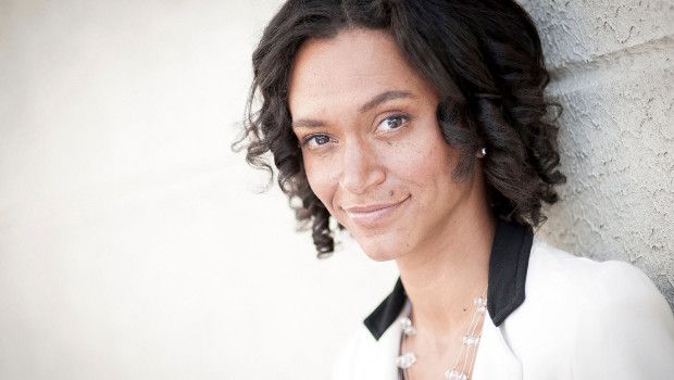 Sarah Masuch spielt die neue Ärztin "Dr. Iris Brooks"