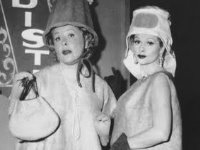 Lucy und Ethel endlich mit Haute Couture aus Paris! Mehr oder weniger ...