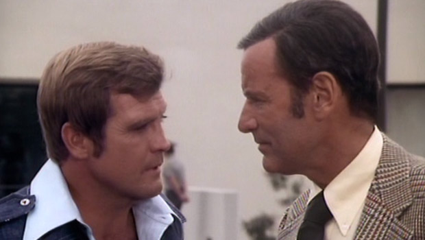 Lee Majors als Steve Austin mit Richard Anderson als Oscar Goldman