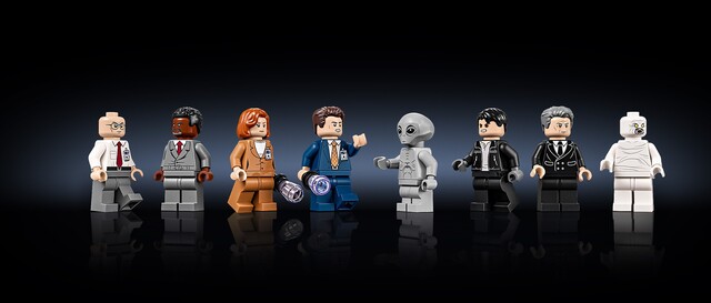 Die acht Minifiguren des "Akte X"-Sets