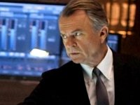 Wie viel weiß Agent Hauser (Sam Neill) wirklich über das, was 1963 auf Alcatraz geschah?