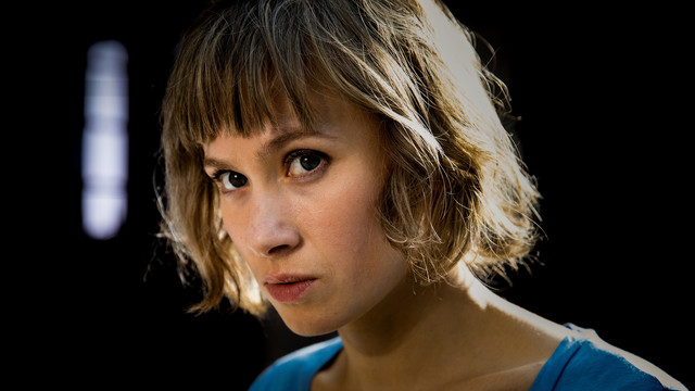 Alina Levshin als Privatdetektivin Doro Decker