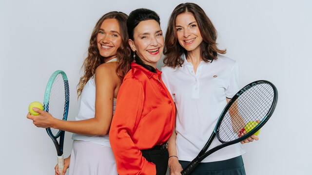 Tatjana Clasing (M.) mit Josephine Martz (l.) und Bianca Hein