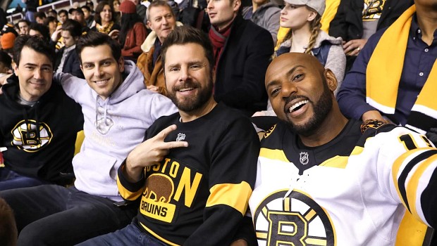 Ron Livingston, David Giuntoli, James Roday und Romany Malco in "A Million Little Things"