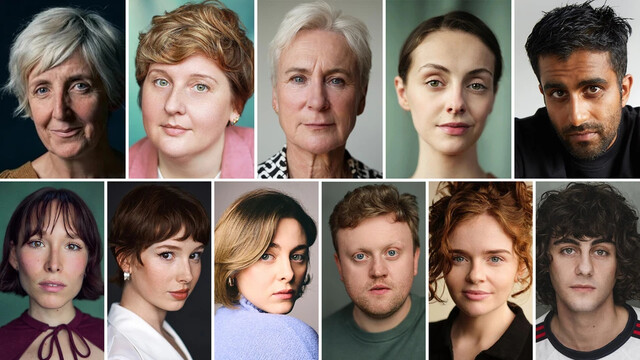 (von links oben bis rechts unten) Julie Hesmondhalgh, Amy Booth-Steel, Helen Schlesinger, Helena Wilson, Bally Gill, Liv Andrusier, Lizzie Back, Ellie McKay, Ciaran Bowling, Ami Metcalf und Ben Rose