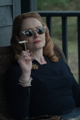 Miranda Otto ist Sabrinas Tante Zelda
