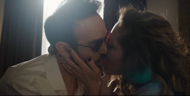Neue Liebe, große Gefahr: Matt ahnt nicht, wen Paartherapeutin Heather (Margarita Levieva) tagsüber so auf der Couch sitzen hat.