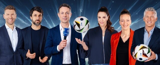 Das Moderationsteam der ARD zur UEFA EURO 2024