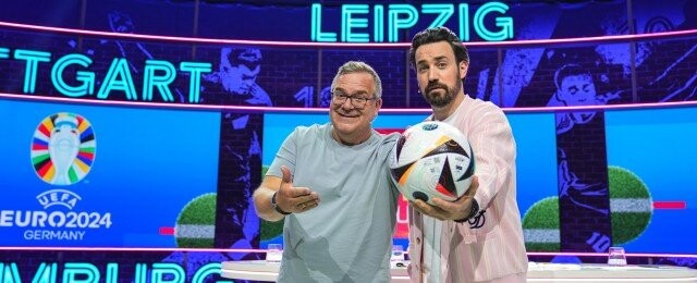 Elton (l.) und Jan Köppen moderierten "Das RTL EM-Studio"