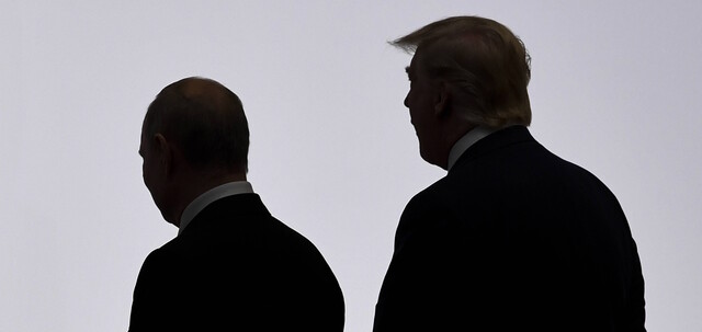 Donald J. Trump und Wladimir Putin bei ihrem letzten Treffen vor dem Krieg, in Japan 2019.