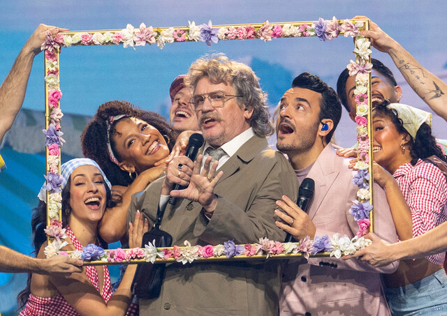 Horst Schl&auml;mmer (M.) beehrt "Die Giovanni Zarrella Show"