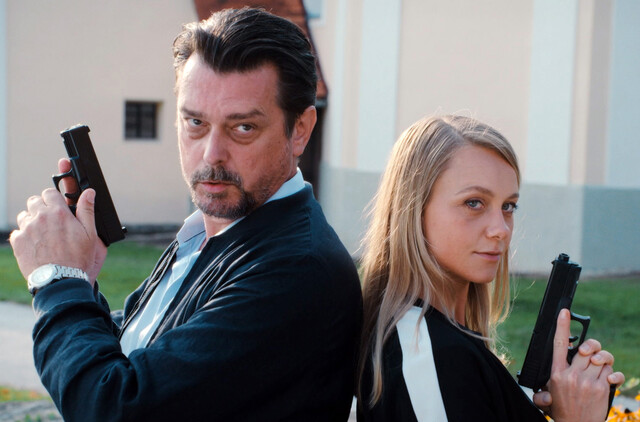 Ermitteln in der Steiermark: Chefinspektor Bergmann (Hary Prinz) und Anni Sulmtaler (Anna Unterberger)