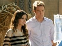 Zoe (Rachel Bilson) findet in George (Scott Porter) schnell einen Freund