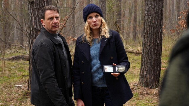 Tjark Wolf (Hendrik Duryn) und Fredericke "Freddy" Olsen (Isabel Thierauch)