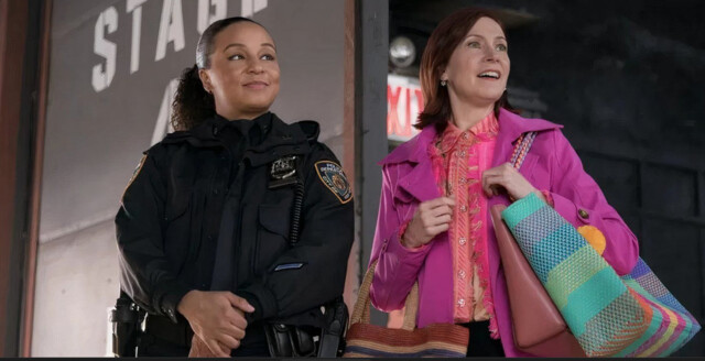 Carra Patterson (l.) als NYPD-Polizistin Kaya Blanke
